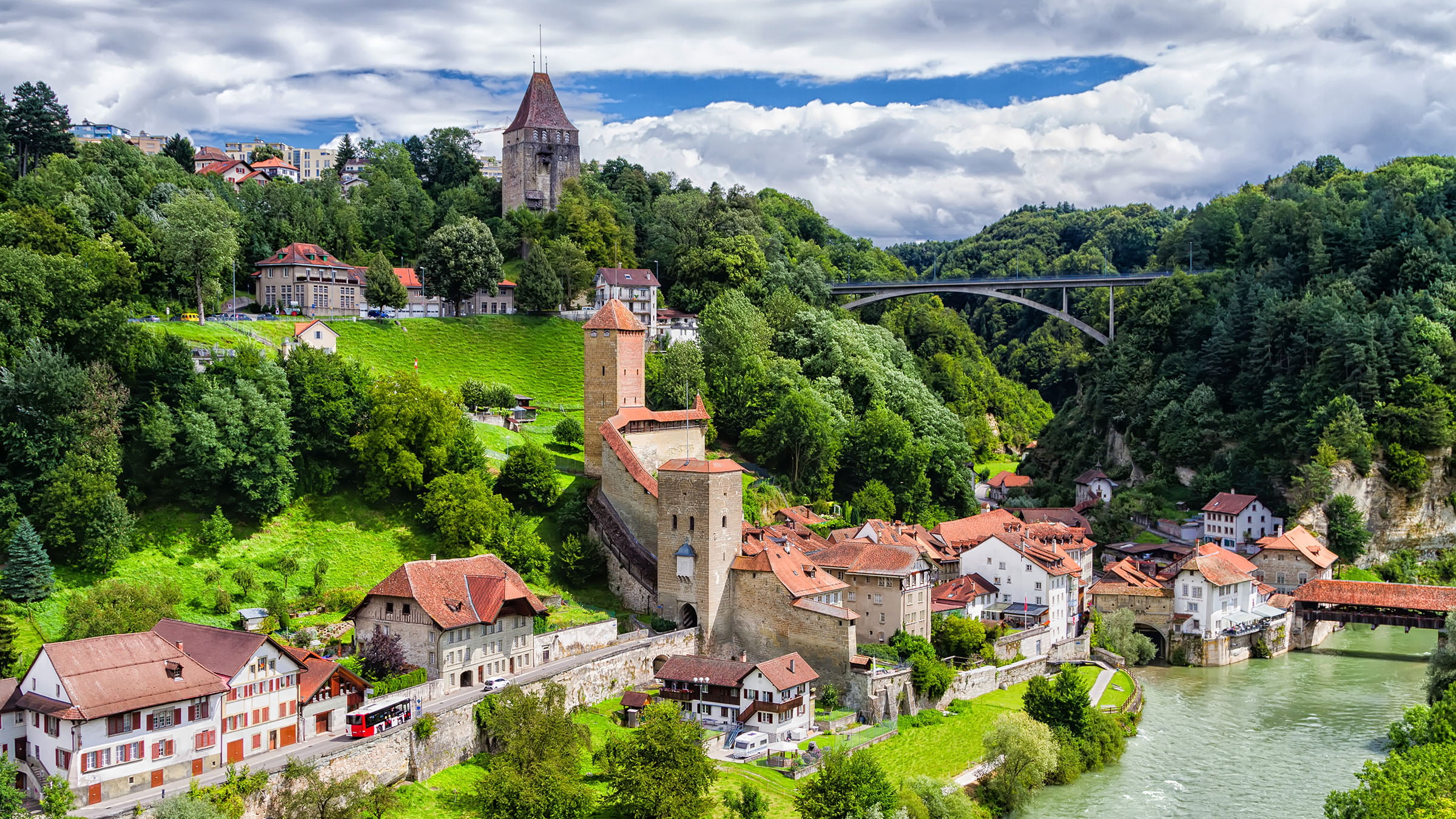 CDV Ancien - Fribourg, Suisse : Vue Plongeante Et Pont Suspendu - Réf A 133